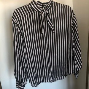 Zara top with tie/bow at collar